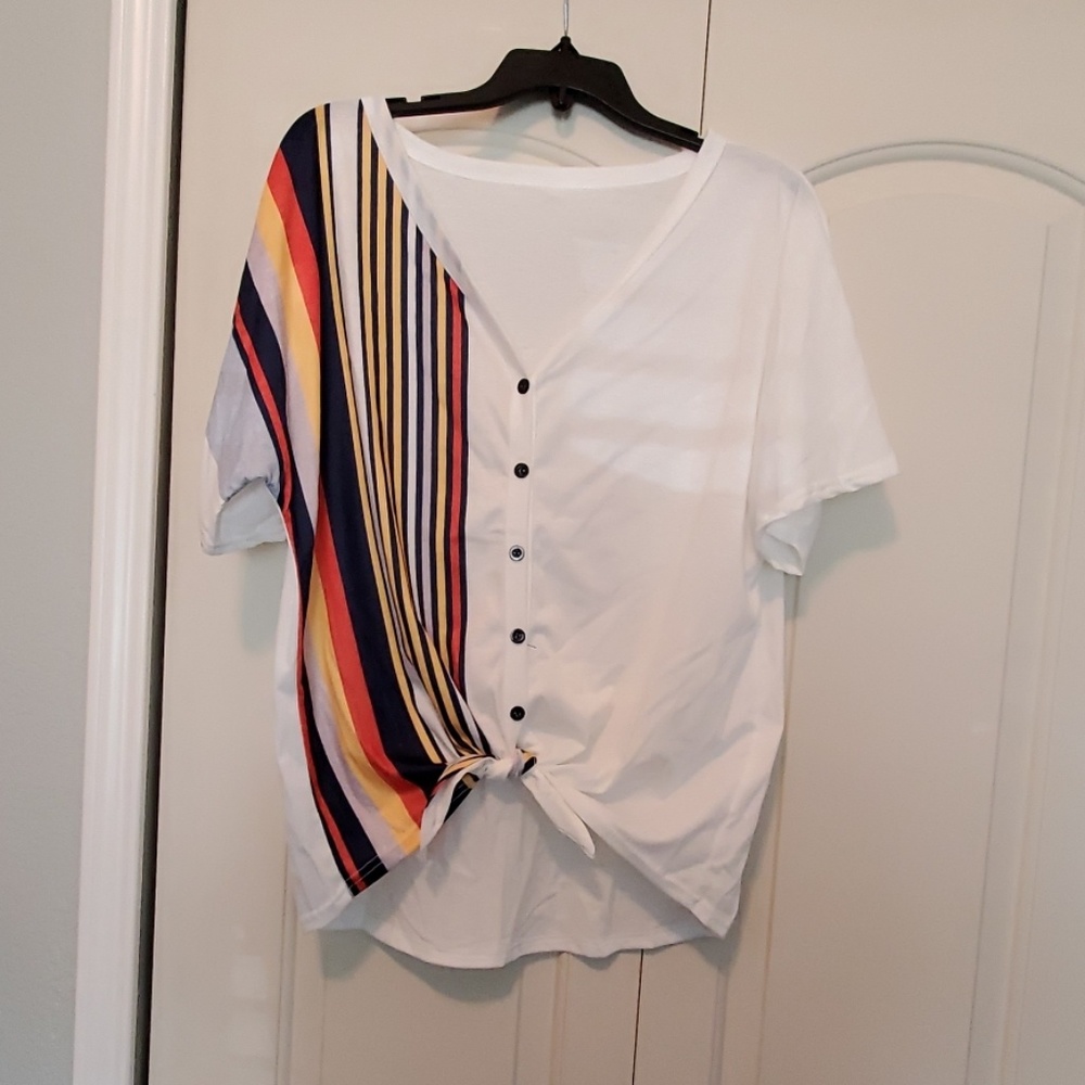 🌷4 for $20 Tie front top